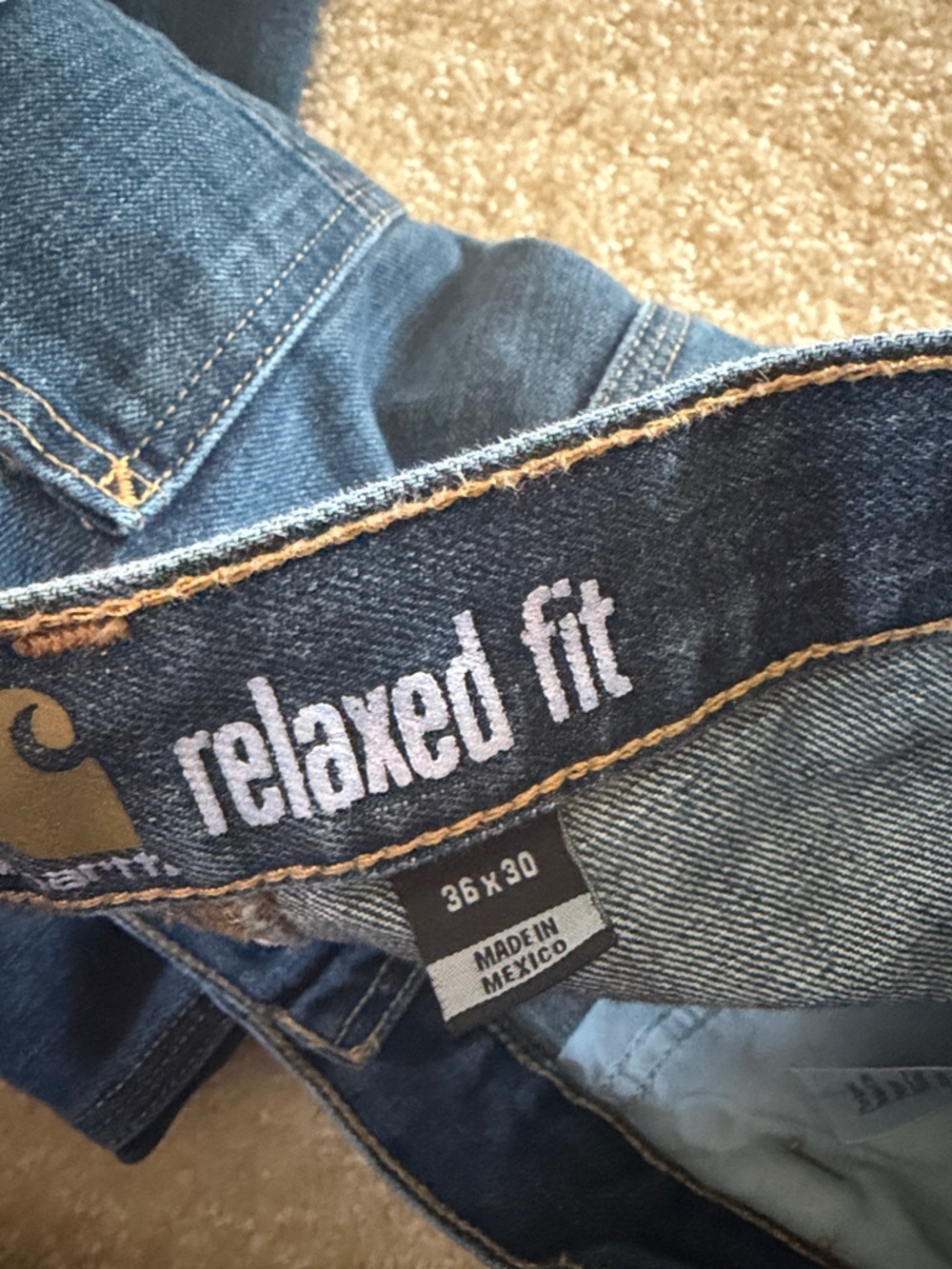 Men’s Carhartt jeans - Picture 3 of 3